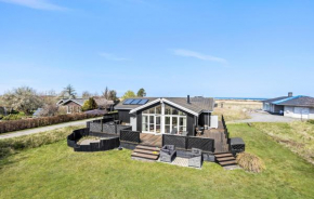 3 Bedroom Beautiful Home In Frederikshavn in Frederikshavn